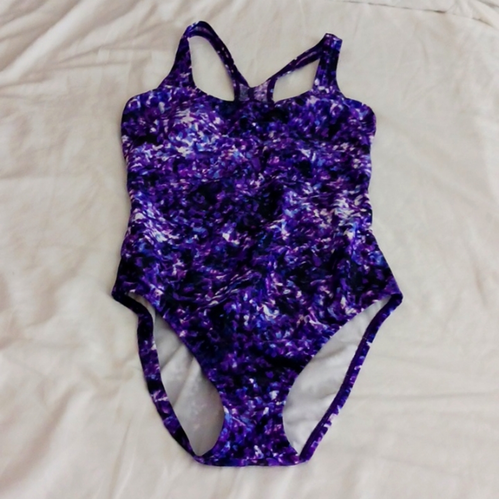 Speedo like new one piece size 10.  Final price.